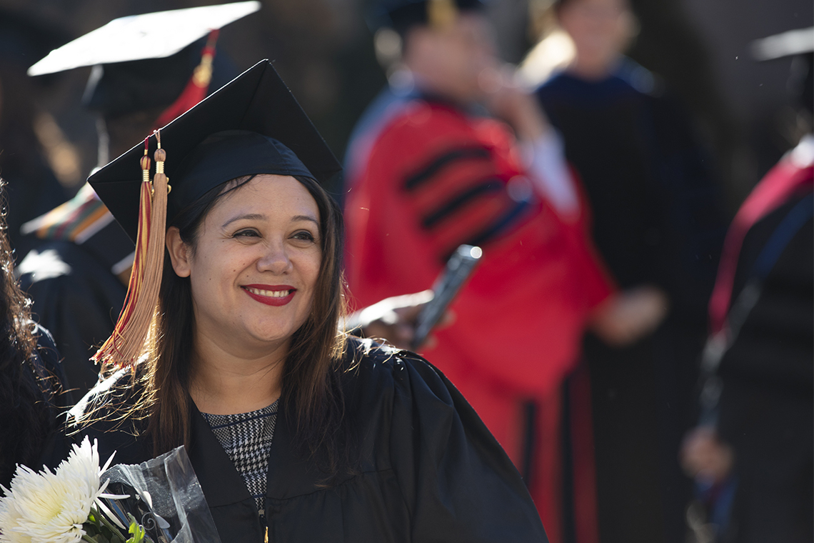 (1140x760)Undergraduate_Commencement121718.jpg
